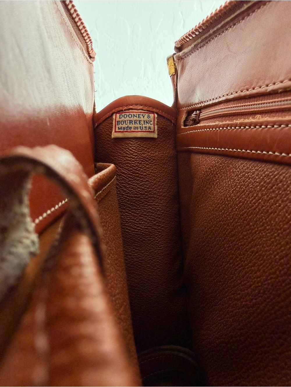 Vintage Dooney & Bourke AWL Satchel Crossbody Bag - Picture 8 of 14